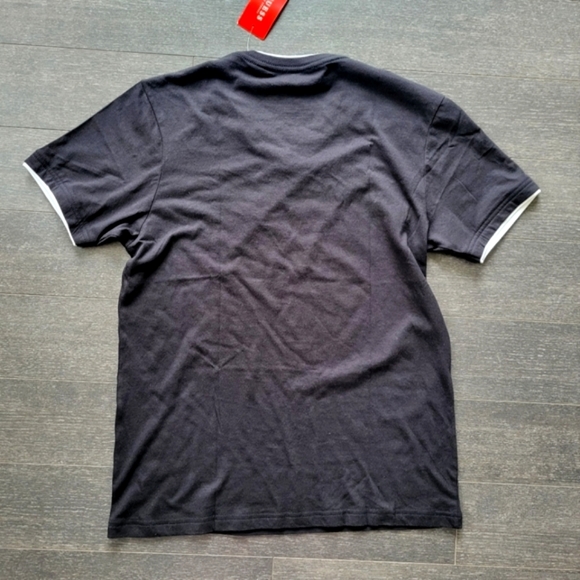 Guess Armin Jersey Black V Neck T Shirt - Picture 3 of 4